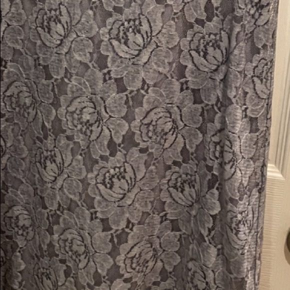 Silver/grey lace dress - Picture 2 of 3
